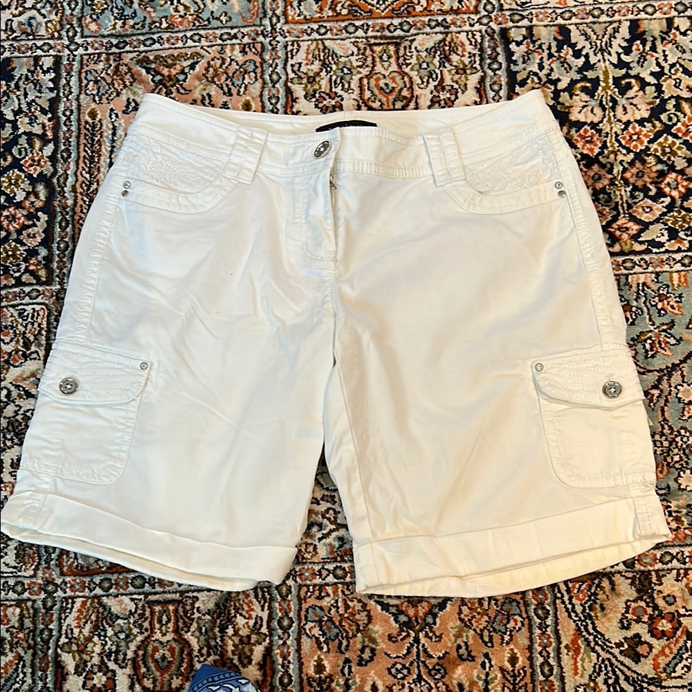 White House Black Market White Cargo Shorts Relaxed Fit